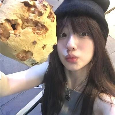 左边最后那栋房子
